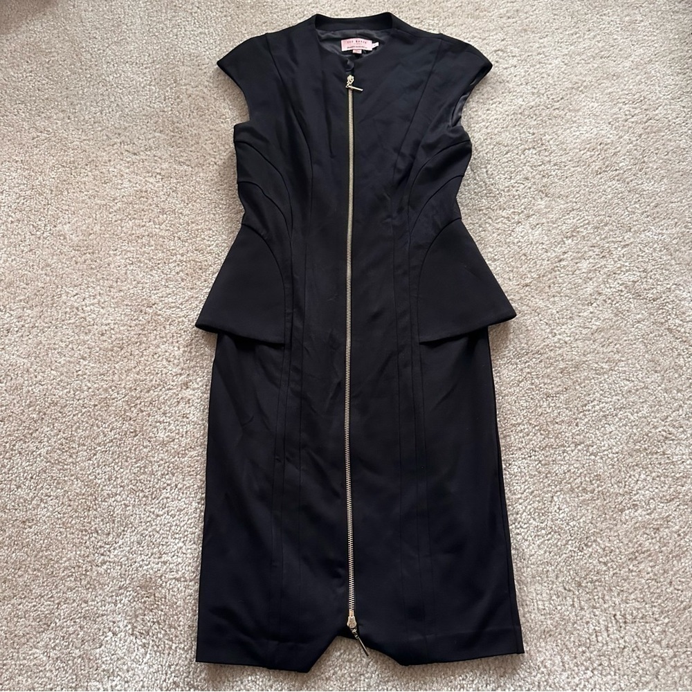EUC Women’s Ted Baker Black Sleeveless Dress!